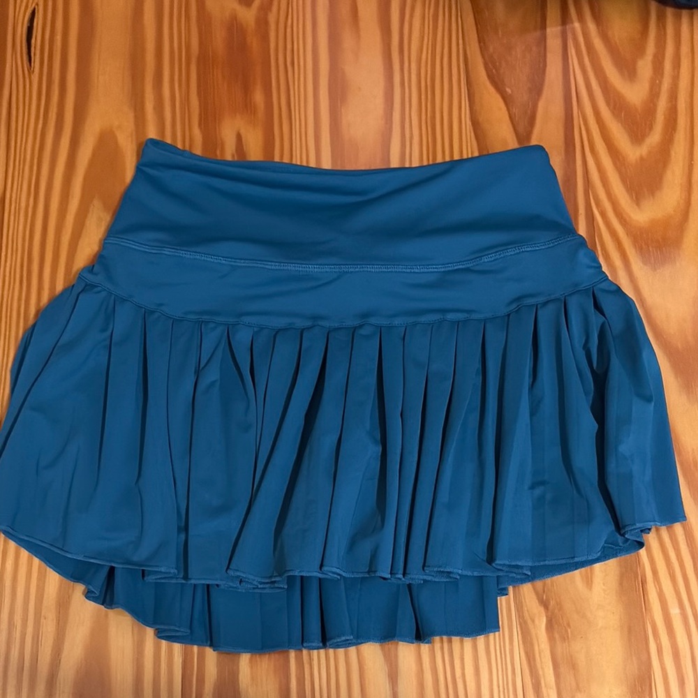 Blue Mini Bubble Skirt with Pleated High-Low Design